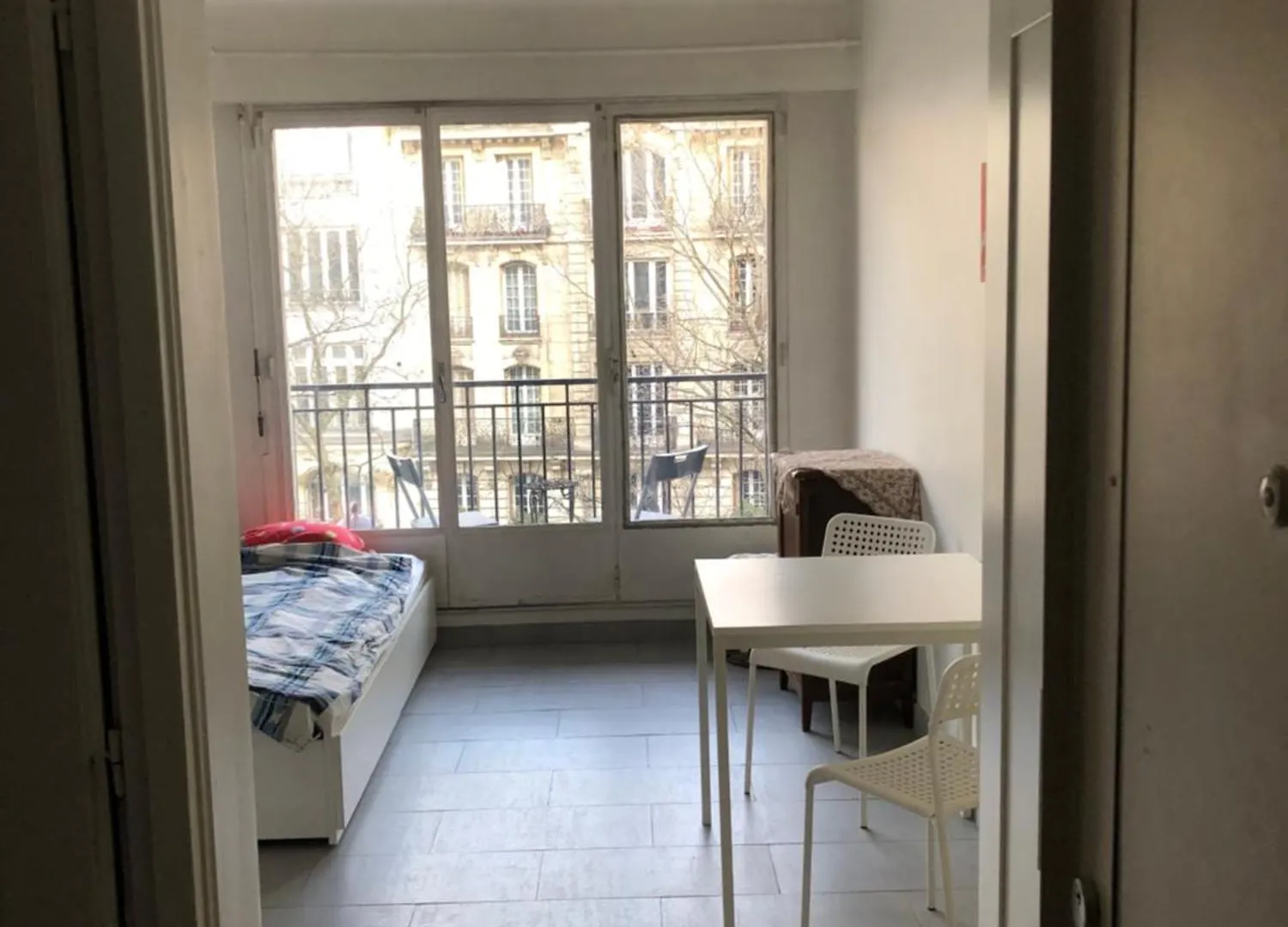 Beautiful Studio Next To Metro Paris 0*,